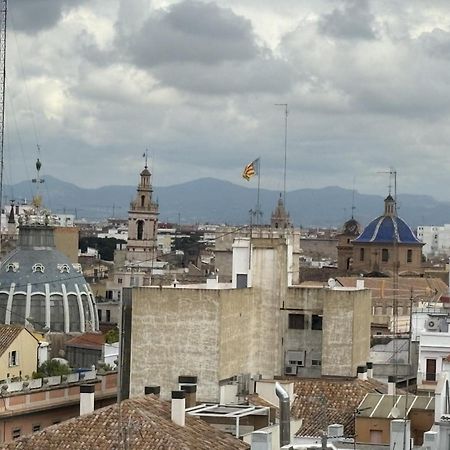 Apartamento Familiar Centro Historico Plaza Ayuntamiento "Ciutat Vella" 瓦伦西亚 外观 照片